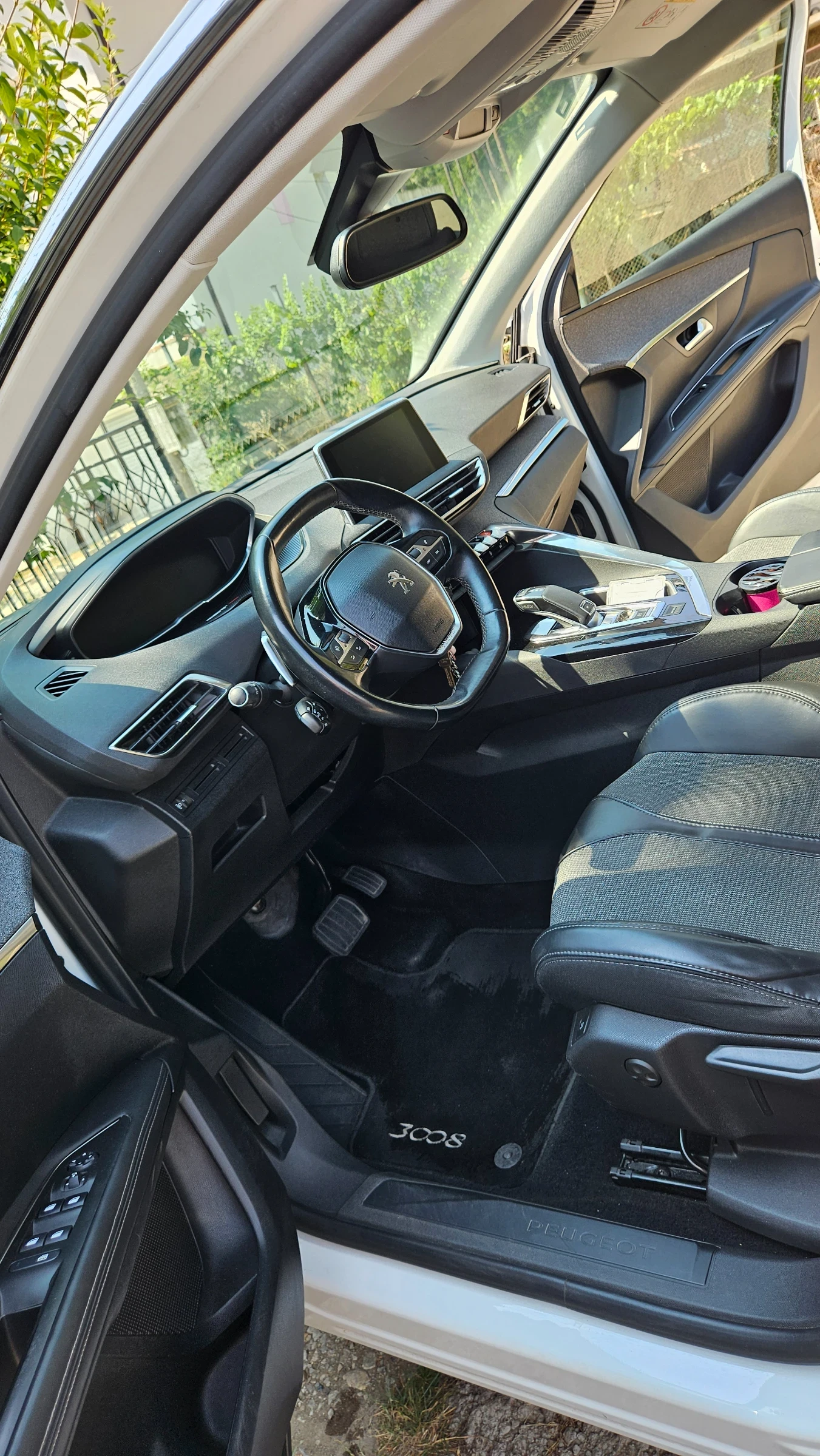 Peugeot 3008 1.6 HDI, снимка 13 - Автомобили и джипове - 55768638