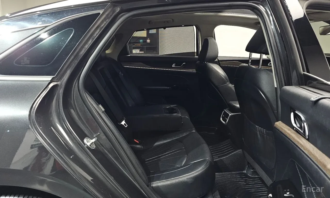 Kia K5 LPI SIGNATURE| ACC| VENT| HUD| 360| MirrorCAM, снимка 8 - Автомобили и джипове - 55959224