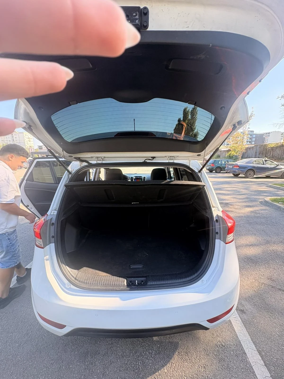 Hyundai Ix20 1.4 CRDI, снимка 7 - Автомобили и джипове - 55991663