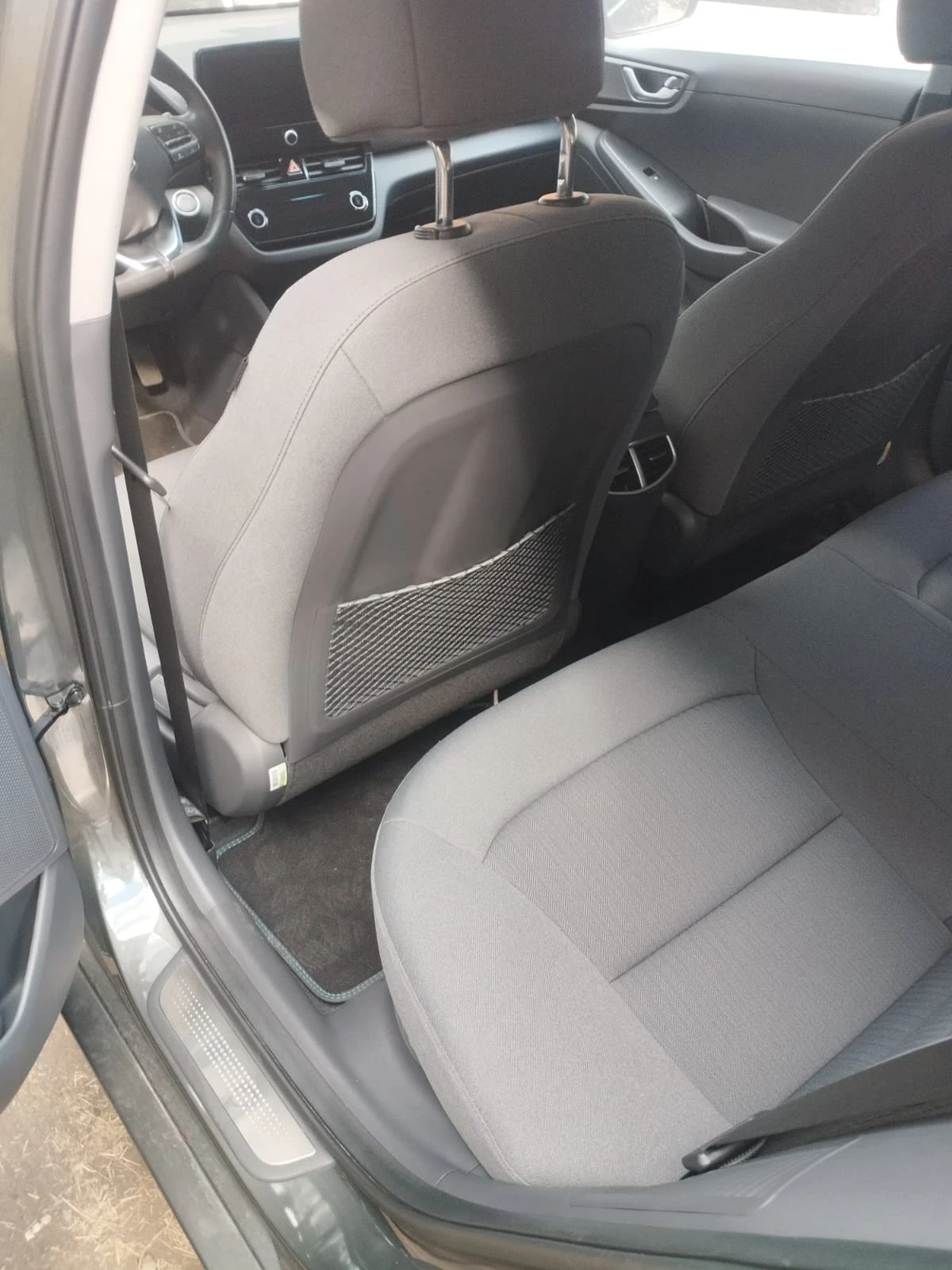 Hyundai Ioniq, снимка 3 - Автомобили и джипове - 56220859