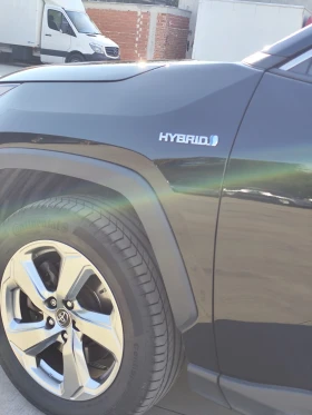 Обява за продажба на Toyota Rav4 Hybrid/4x4/JBL/360/ГАРАНЦИЯ ~54 000 лв. - изображение 5 | Auto.bg Обява за продажба на Toyota Rav4 Hybrid/4x4/JBL/360/ГАРАНЦИЯ ~54 000 лв. - изображение 5