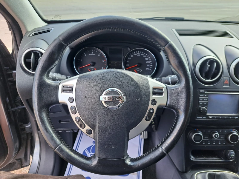 Nissan Qashqai 1.5DCI NAVI PANORAMA, снимка 12 - Автомобили и джипове - 46819720