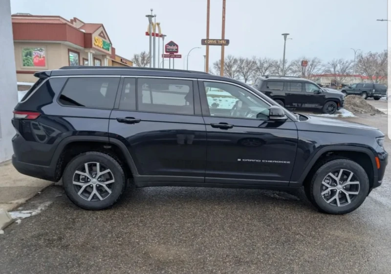 Jeep Grand cherokee 3.6L V6 LIMITED , снимка 5 - Автомобили и джипове - 48338547