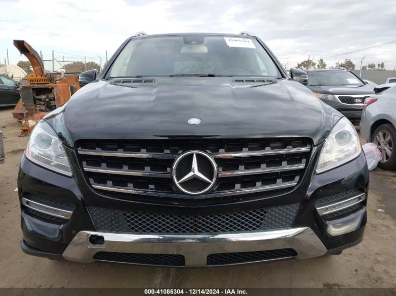 Mercedes-Benz ML 350 2015 MERCEDES-BENZ ML 350 4MATIC, снимка 1 - Автомобили и джипове - 48405132