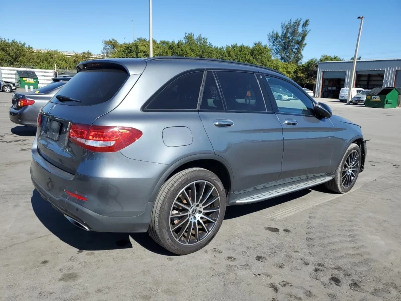 Mercedes-Benz GLC 300, снимка 3 - Автомобили и джипове - 48726169