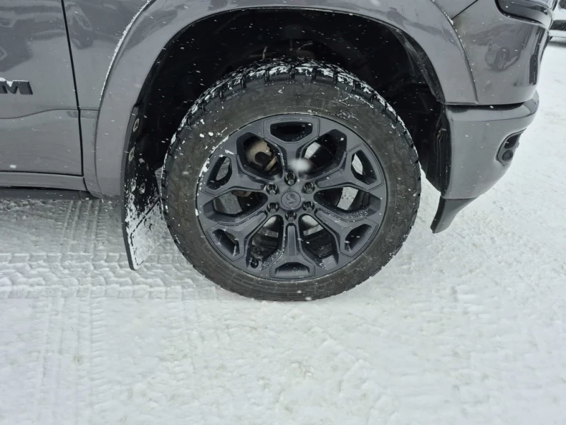 Dodge RAM 1500 * Limited * CARFAX /ОБДУХВАНЕ/ВЪЗДУХ/360/DIS/NAVI/, снимка 7 - Автомобили и джипове - 53302221