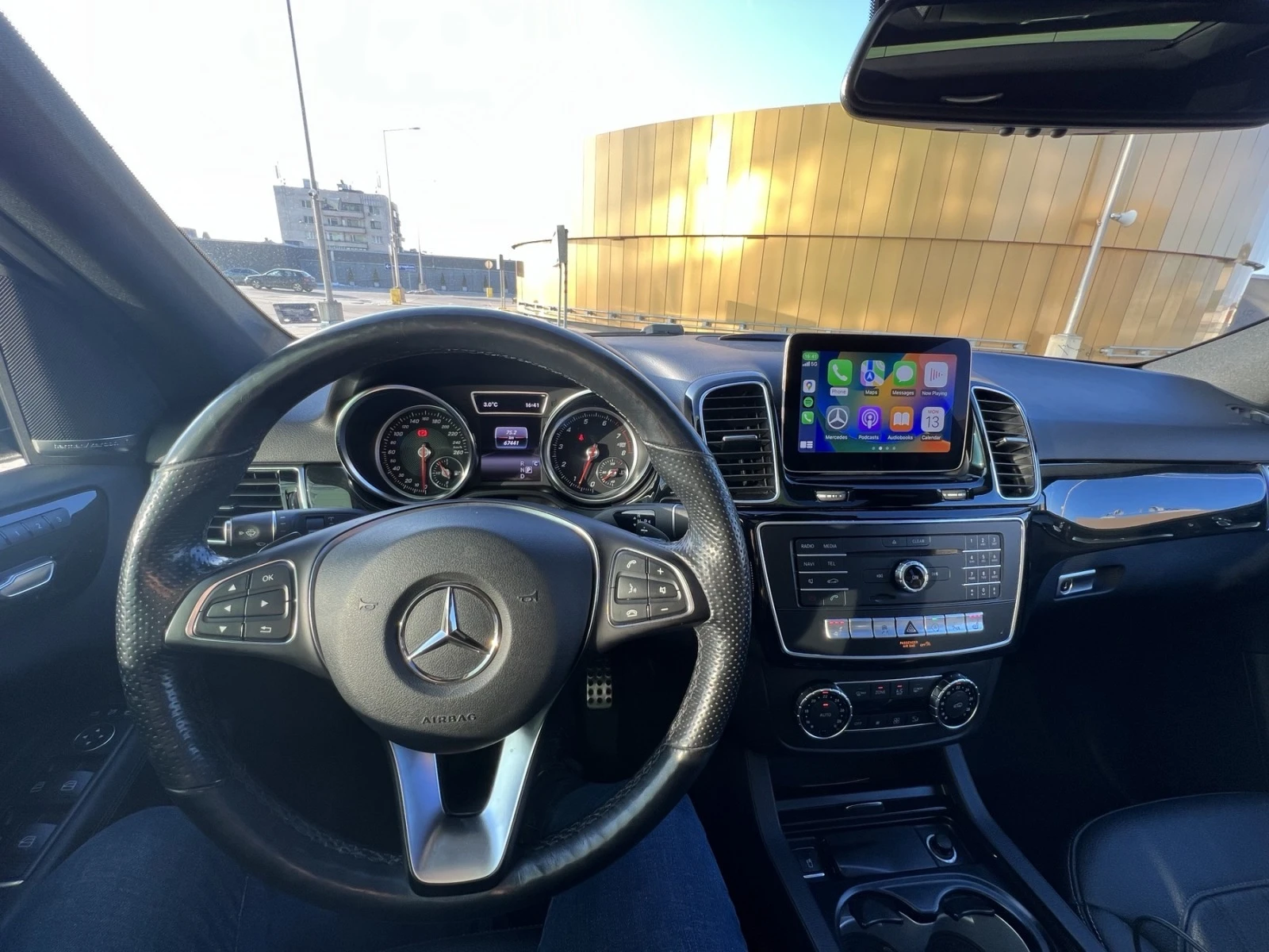 Mercedes-Benz GLE 400 HARMAN/AIRMATIC/PANO/9G-TRONIC/KEYLESS - изображение 8