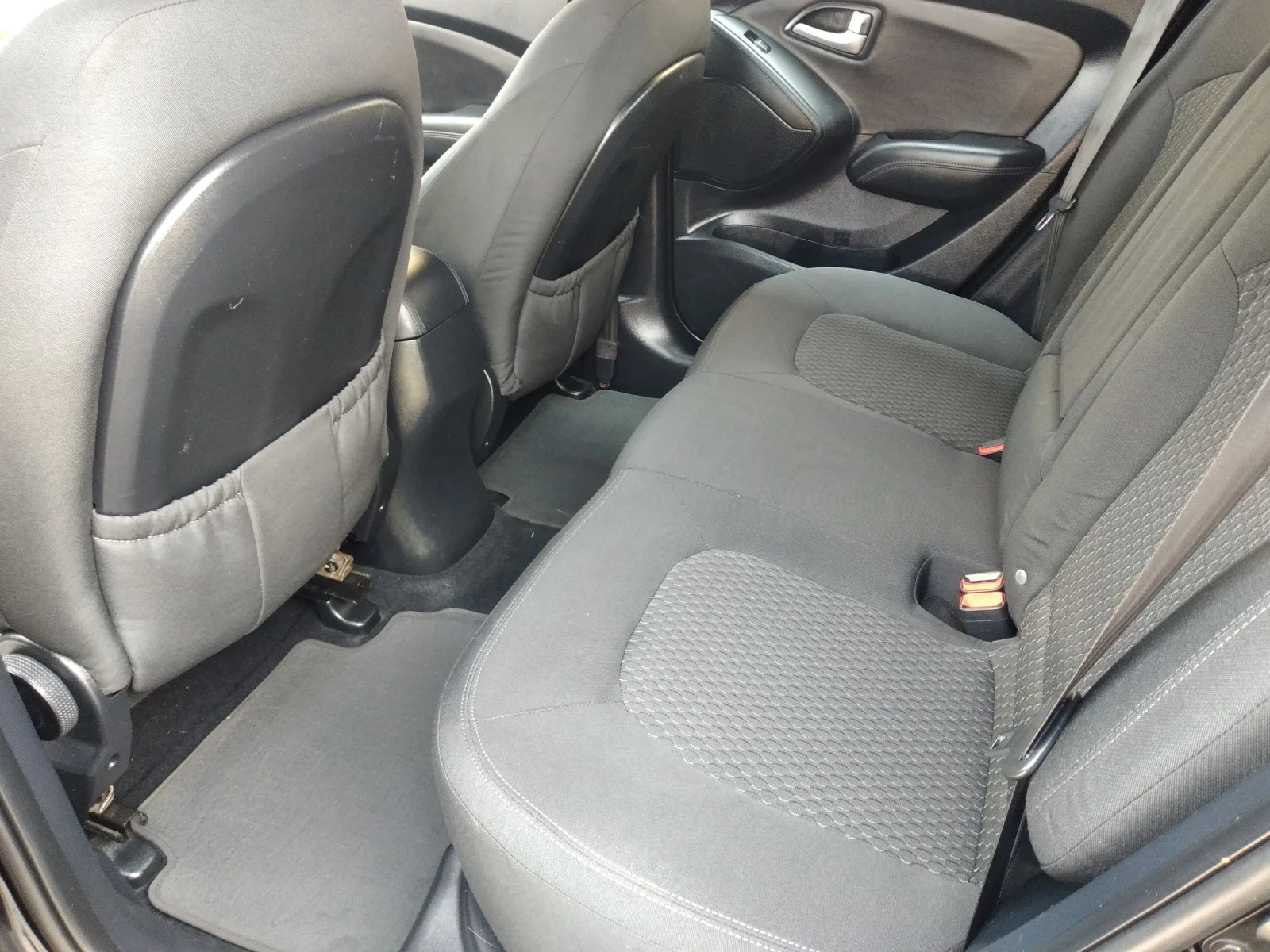 Hyundai IX35 1.7 CRDI - изображение 6