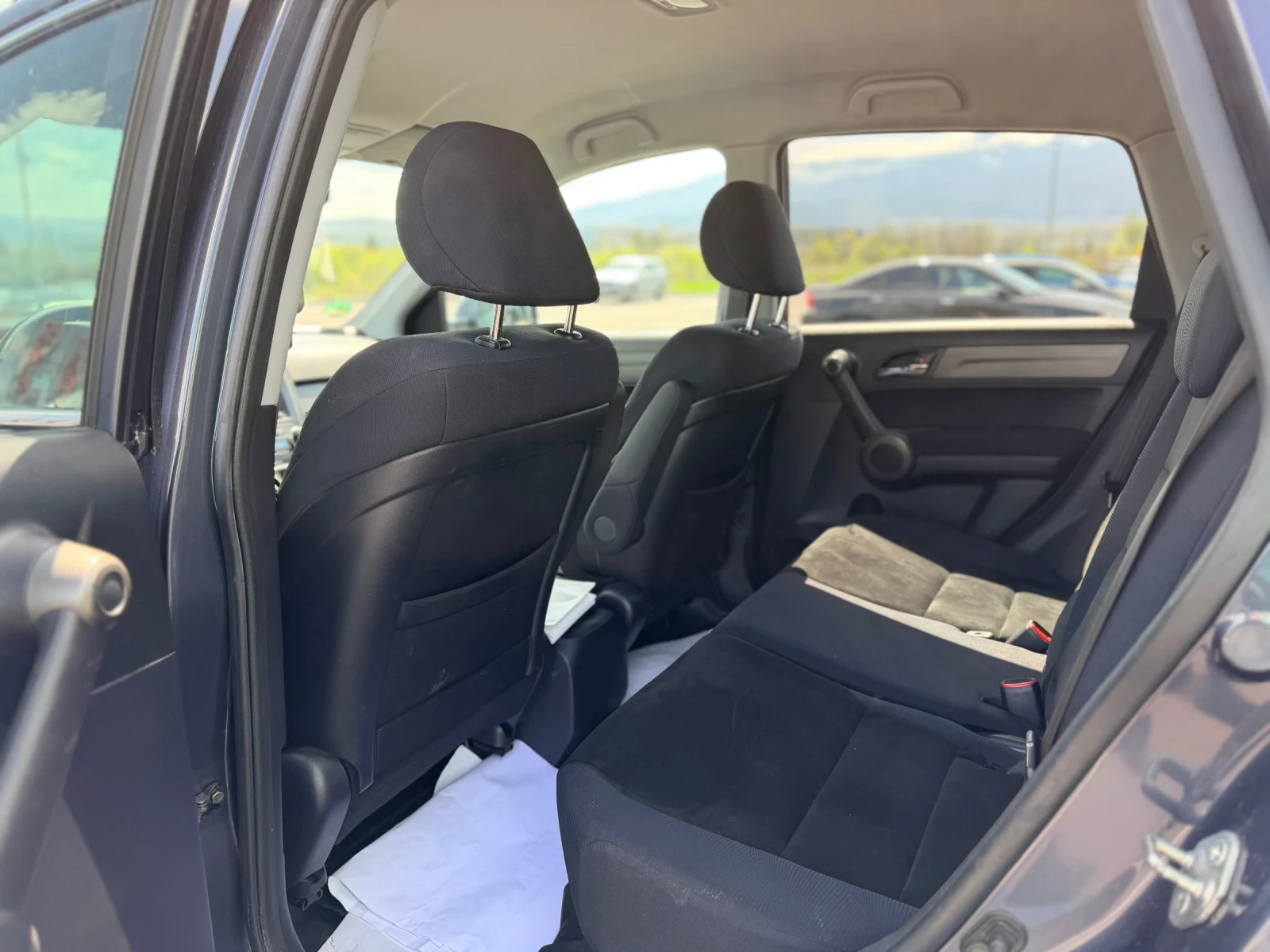 Honda Cr-v 2.0-бензин-Лизинг през Уникредит по 185 евро, снимка 14 - Автомобили и джипове - 52362626