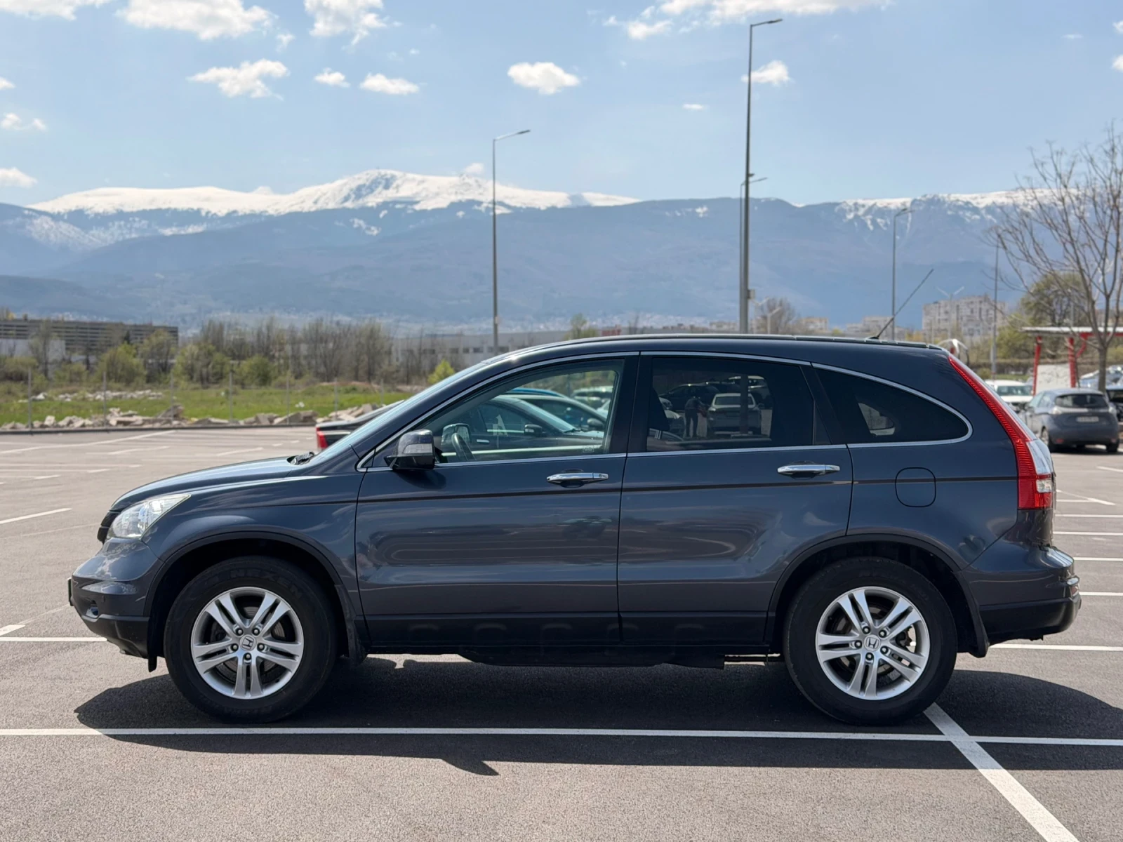 Honda Cr-v 2.0-бензин-Лизинг през Уникредит по 185 евро, снимка 4 - Автомобили и джипове - 52362626