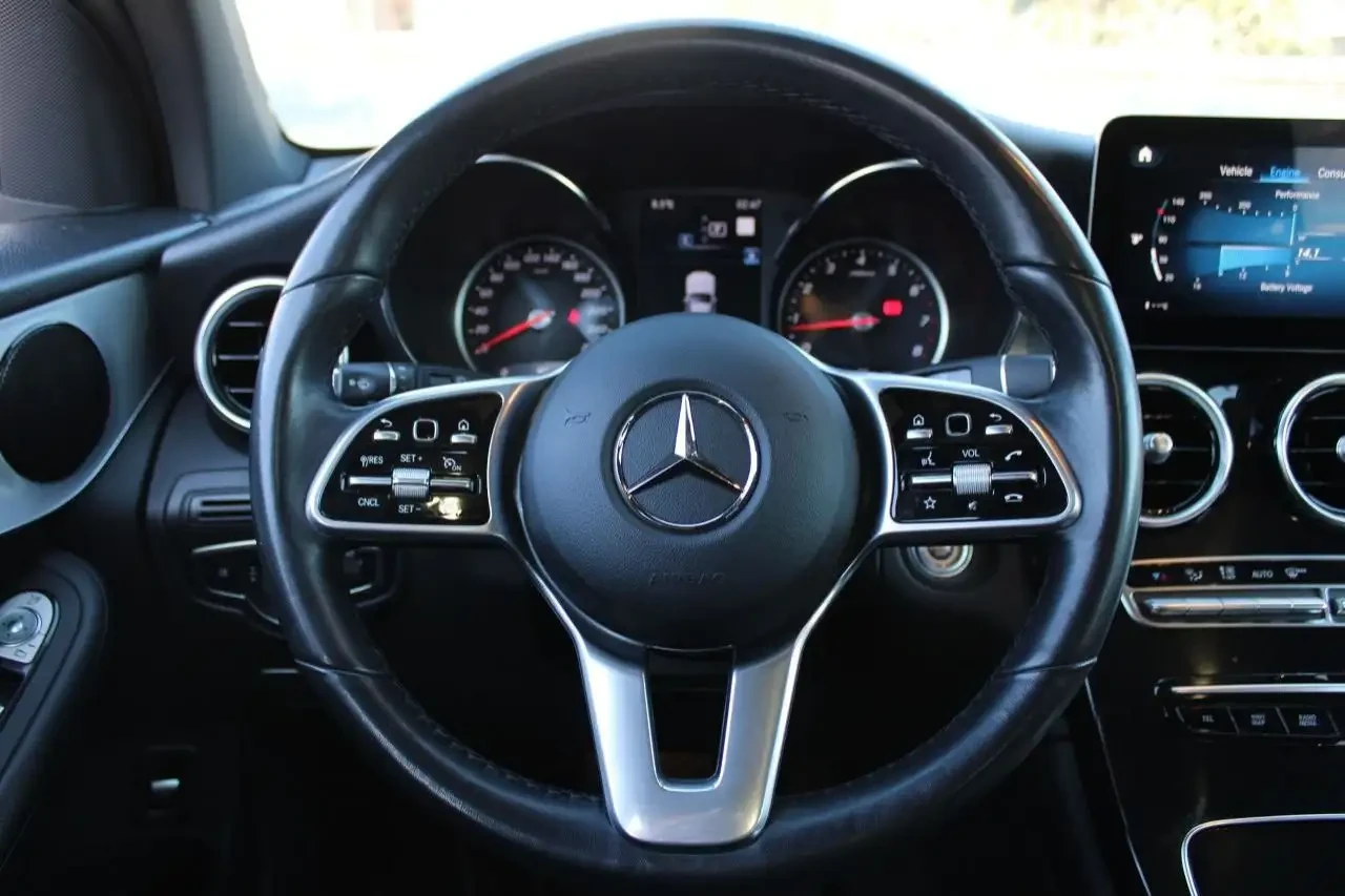 Mercedes-Benz GLC 300 * ФИКСИРАНА ЦЕНА * CARFAX* ОПЦИЯ ЗА ФИНАНСИРАНЕ*  - изображение 9