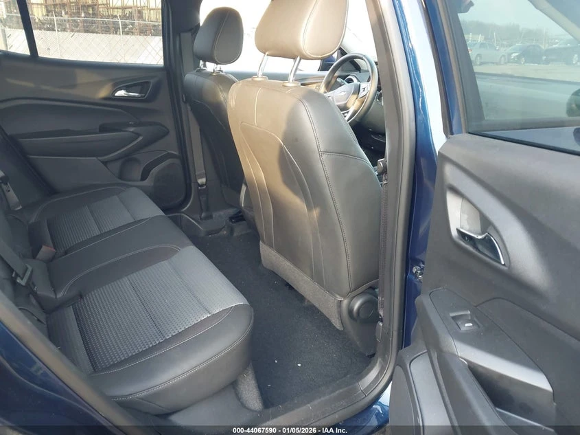 Chevrolet Trax 1.2l Fwd Lt, снимка 8 - Автомобили и джипове - 53887410