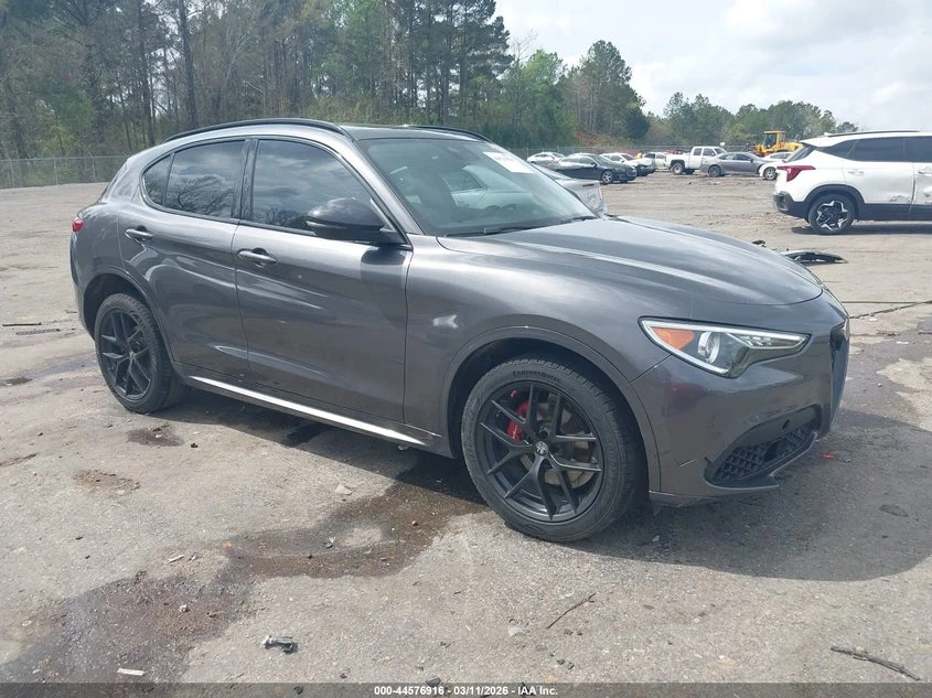 Alfa Romeo Stelvio 2.0l Sport Rwd