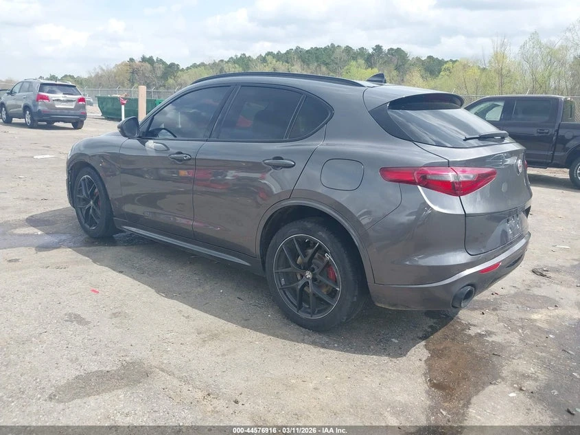 Alfa Romeo Stelvio 2.0l Sport Rwd, снимка 3 - Автомобили и джипове - 54047388