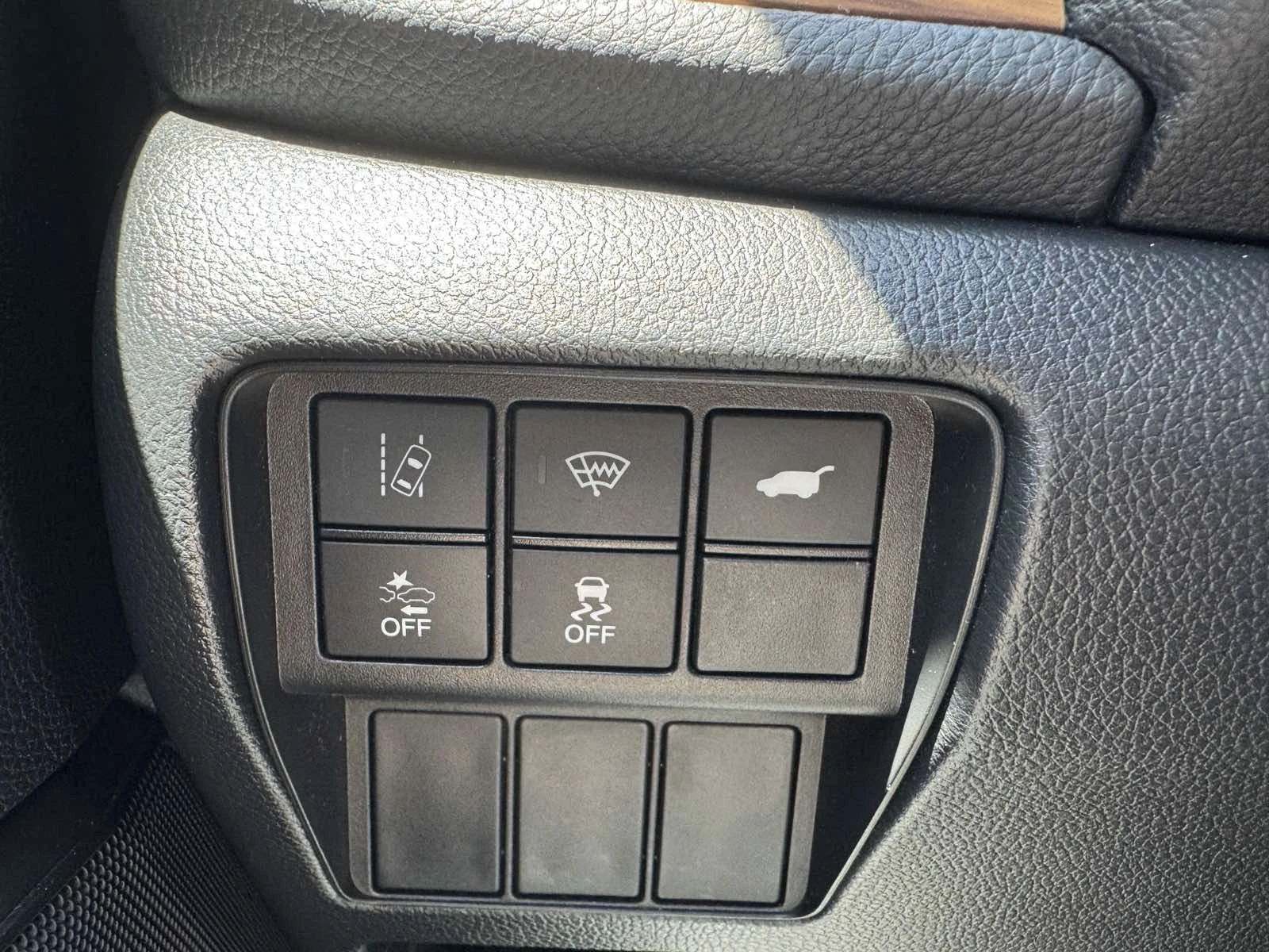 Honda Cr-v 1.5 TURBO, снимка 17 - Автомобили и джипове - 54855014