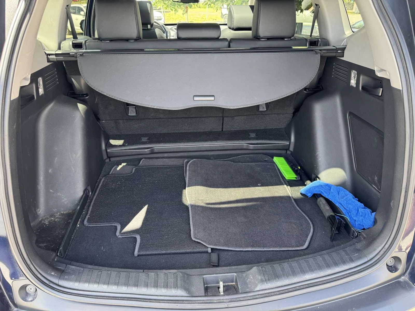 Honda Cr-v 1.5 TURBO, снимка 11 - Автомобили и джипове - 54855014