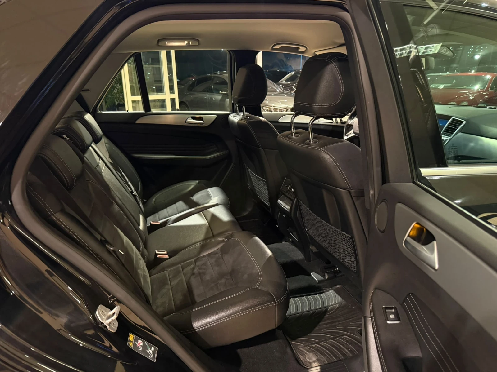 Mercedes-Benz ML 350 Очакван Внос !!, снимка 17 - Автомобили и джипове - 54904806