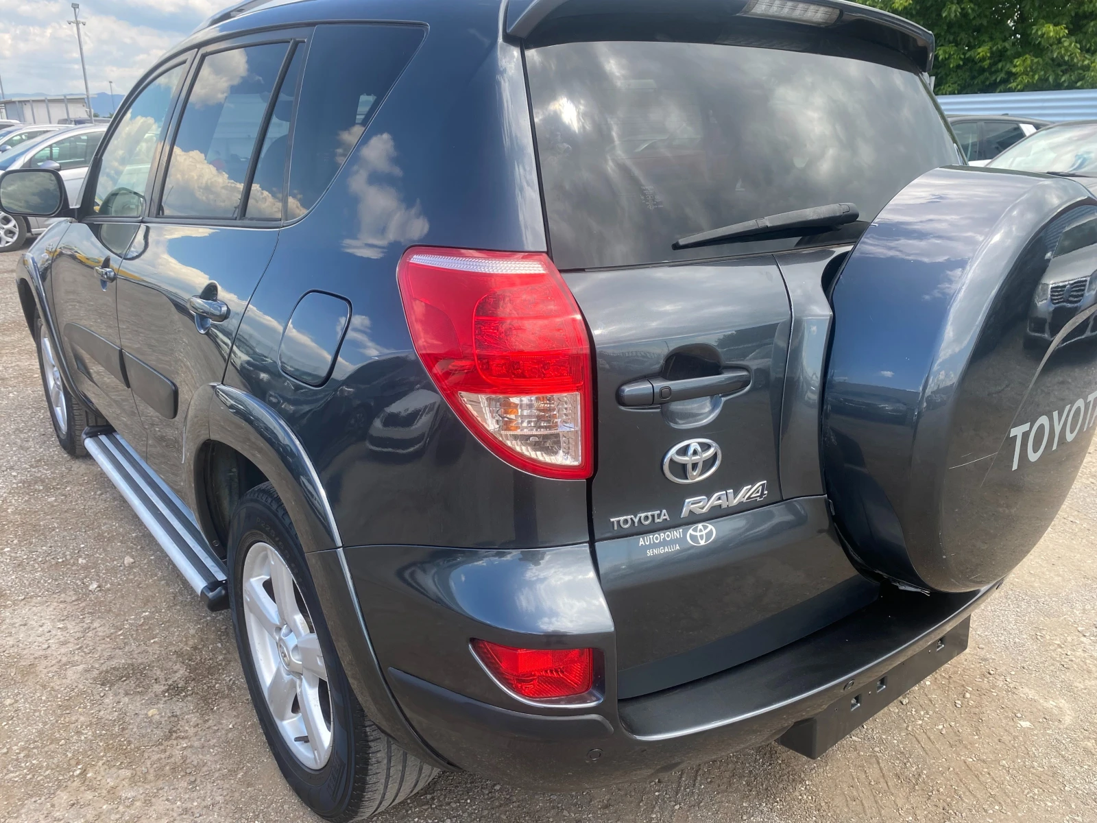 Toyota Rav4 2.2D4D Кожа 152х.км!!!, снимка 3 - Автомобили и джипове - 54968707
