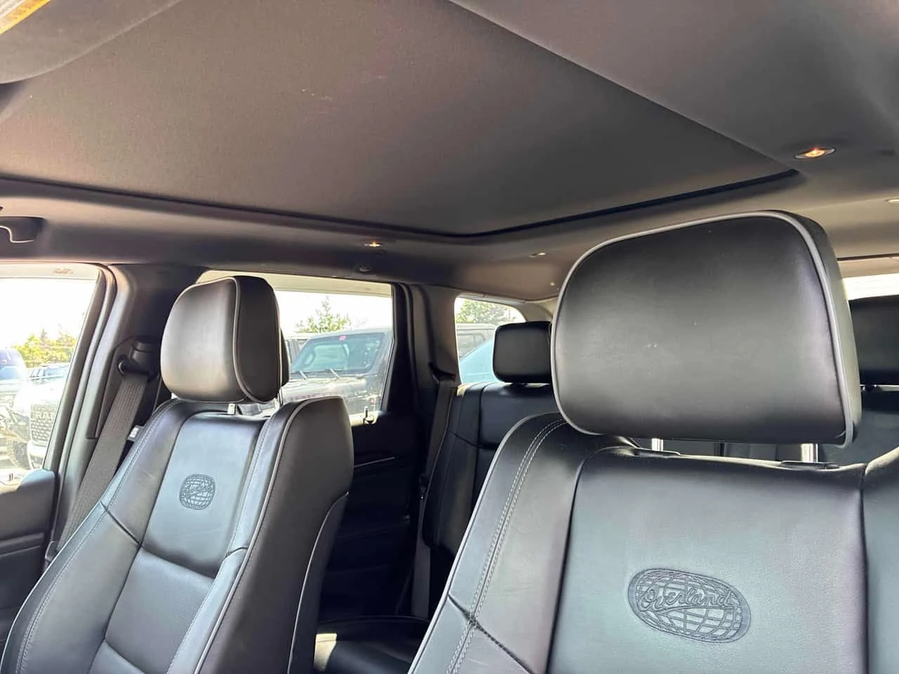 Jeep Grand cherokee * Overland * CARFAX * ЦЕНА ДО БГ, снимка 13 - Автомобили и джипове - 55264299
