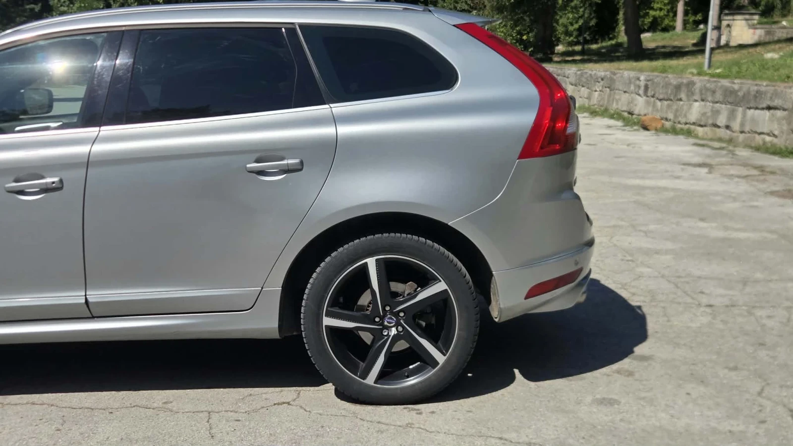 Volvo XC60 R design , снимка 7 - Автомобили и джипове - 55711415