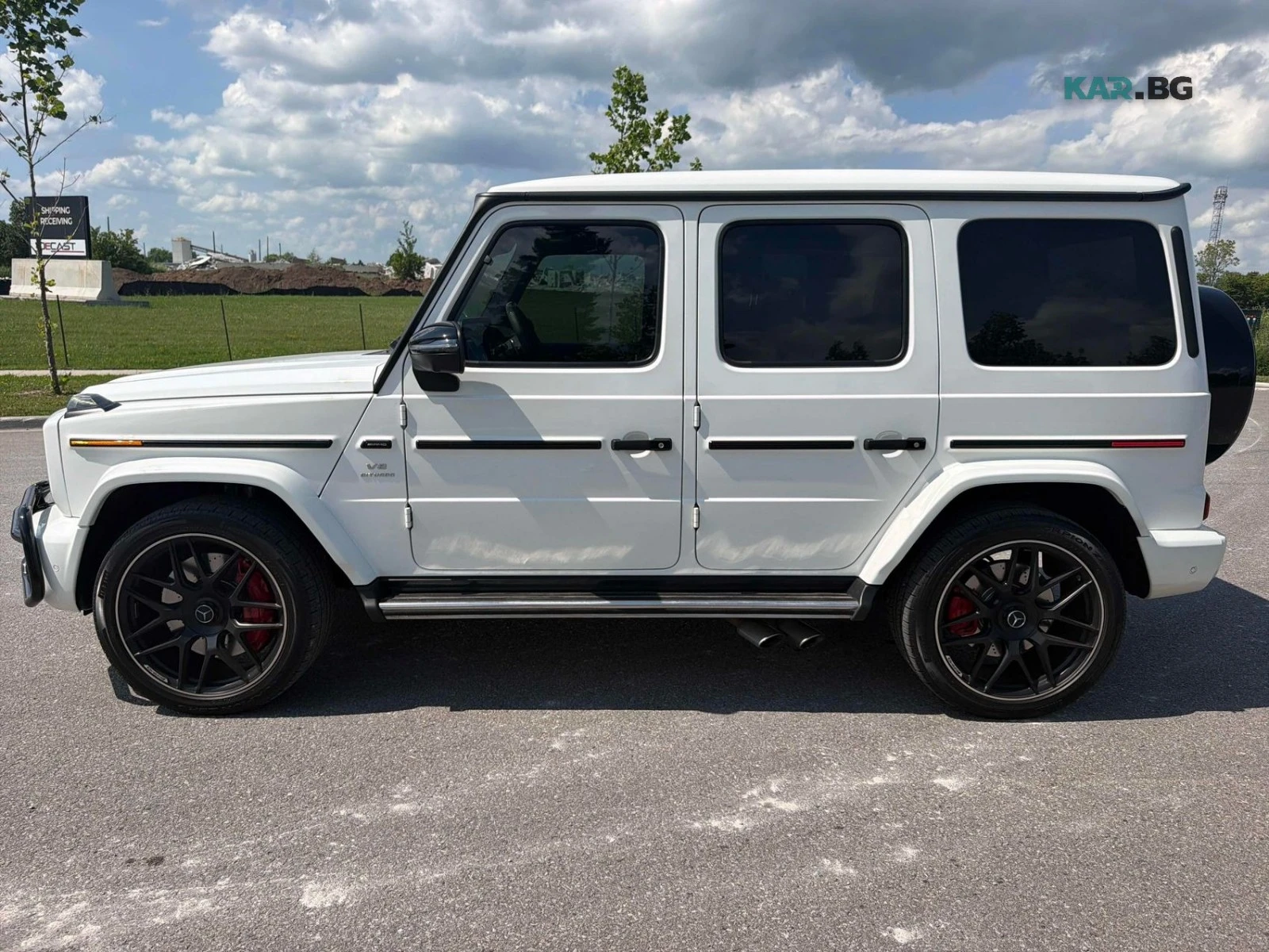 Mercedes-Benz G 63 AMG Обдухване * АвтоКредит * (ЦЕНА ДО БГ), снимка 3 - Автомобили и джипове - 55963278