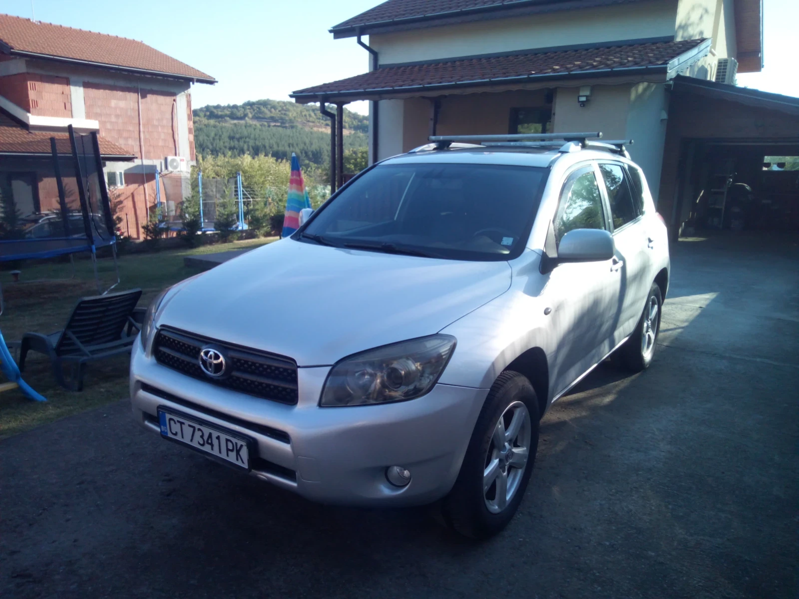 Toyota Rav4 Луксори