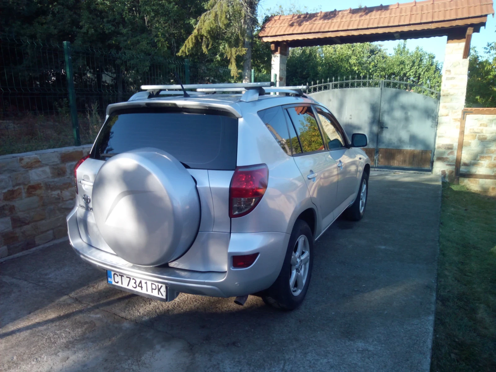 Toyota Rav4 Луксори, снимка 2 - Автомобили и джипове - 56022947