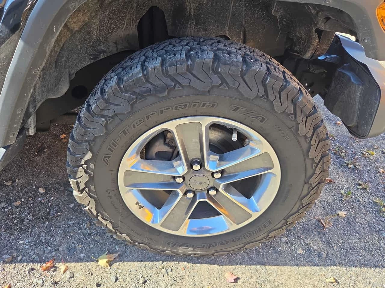 Jeep Wrangler * Sahara * CARFAX * ����� �� ����������� | Mobile.bg � ����������� 7