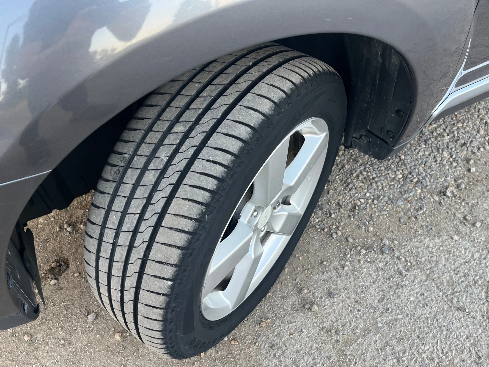 Mitsubishi Outlander, снимка 9 - Автомобили и джипове - 56379891