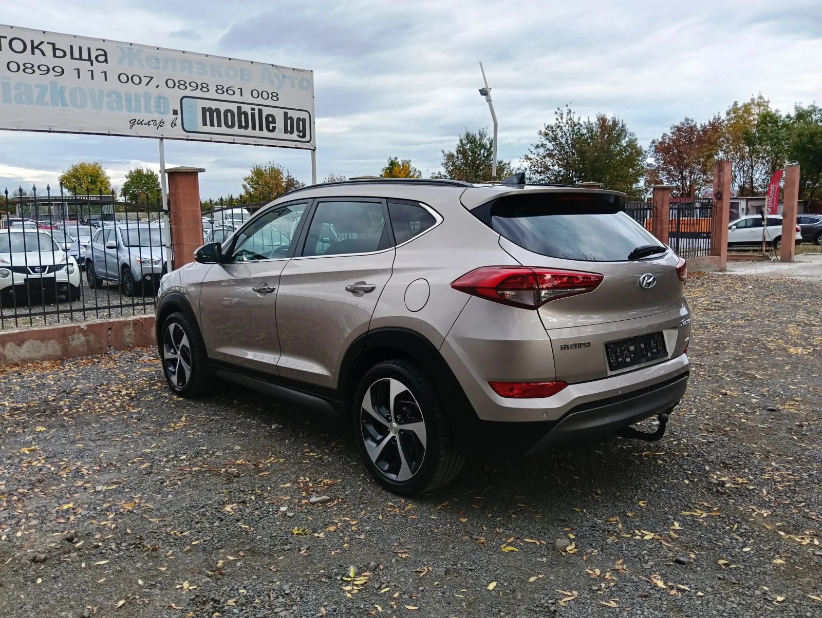 Hyundai Tucson 2.0CRDI FULL, снимка 6 - Автомобили и джипове - 56574620