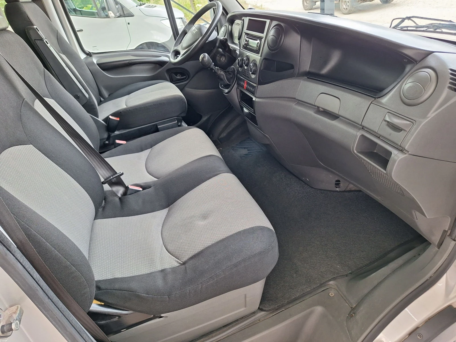 Iveco 35c15 3000 .5+ 1      | Mobile.bg   14