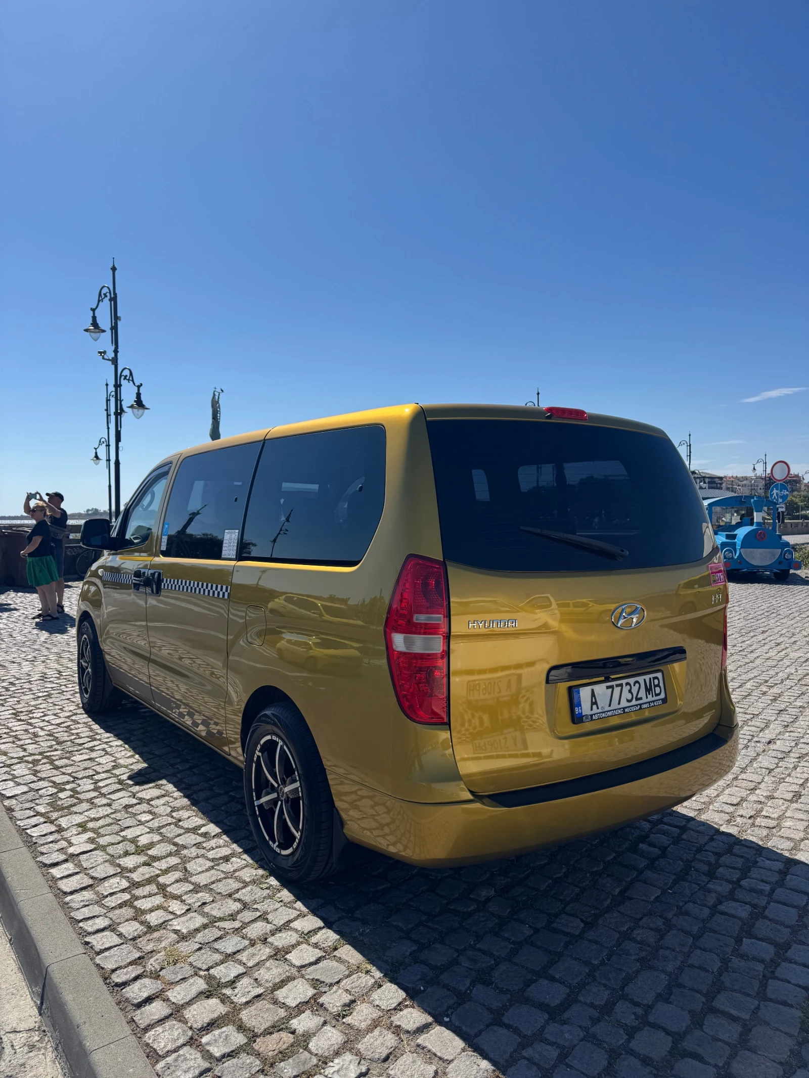 Hyundai Starex 2.5 CRDİ, снимка 3 - Бусове и автобуси - 55900991