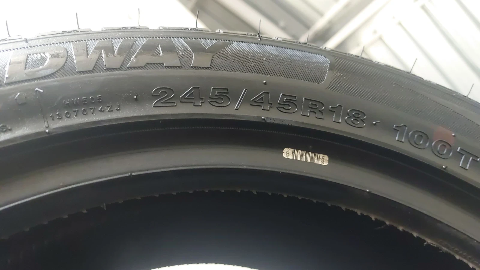 ���� 225/55R17 | Mobile.bg � ����������� 12