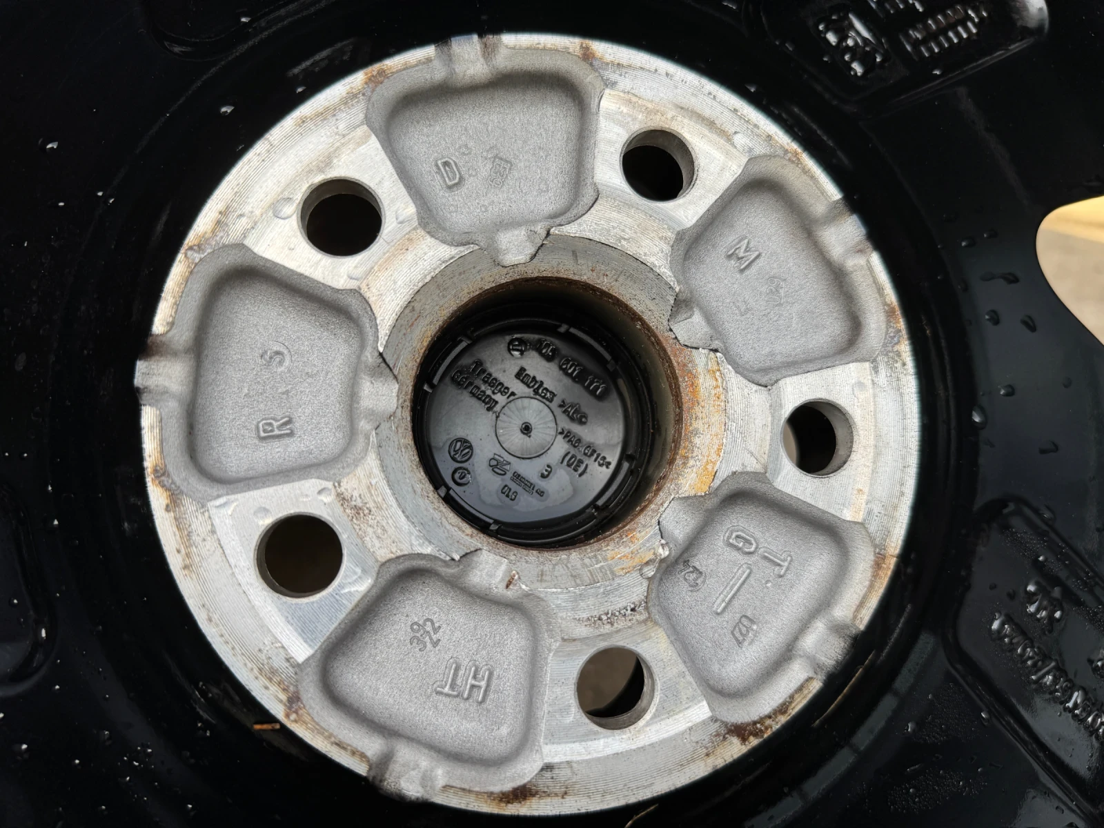 ���� � ������ 265/50R20 �� VW ID.Buzz | Mobile.bg � ����������� 11