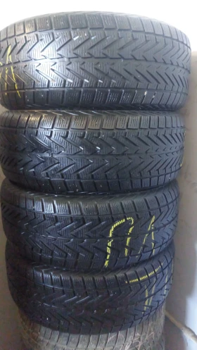 Гуми Зимни 225/55R17, снимка 6 - Гуми и джанти - 48750847