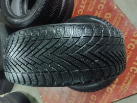 Гуми Зимни 225/55R17, снимка 3 - Гуми и джанти - 48750847