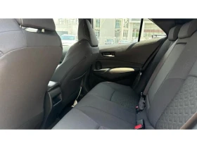 Toyota Corolla 1.8 HSD Luxury | Mobile.bg    11