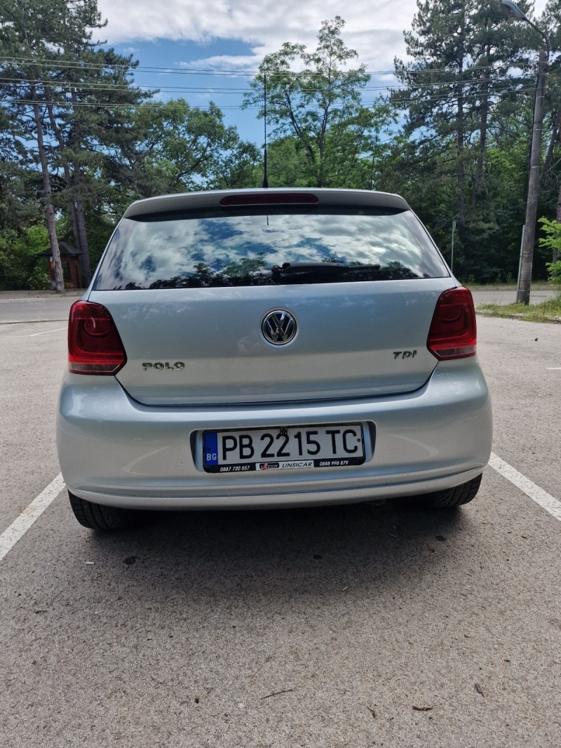 VW Polo, снимка 5 - Автомобили и джипове - 46009011