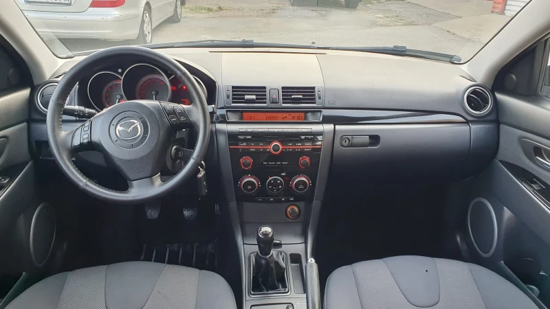 Mazda 3 2.0 SPORT БЕНЗИН , снимка 17 - Автомобили и джипове - 47183189