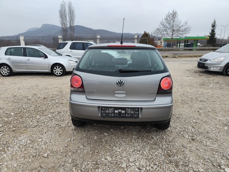 VW Polo 1.4 дизел, снимка 6 - Автомобили и джипове - 49137170