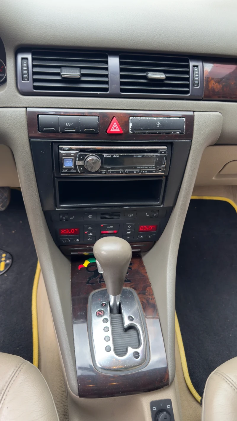 Audi A6 V6 2.7 BITURBO QUATTRO AVANT, снимка 12 - Автомобили и джипове - 50093492