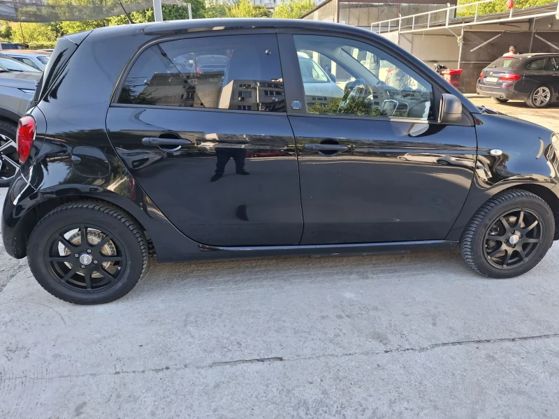 Smart Forfour EQ LED, снимка 8 - Автомобили и джипове - 50436351