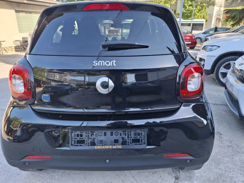 Smart Forfour EQ LED, снимка 11 - Автомобили и джипове - 50436351