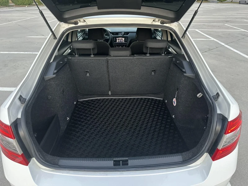 Skoda Octavia 2.0TDI DSG  BARTER LIZING!!! , снимка 16 - Автомобили и джипове - 52599881