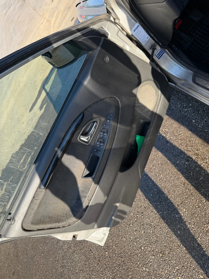 Volvo V40, снимка 11 - Автомобили и джипове - 52286864