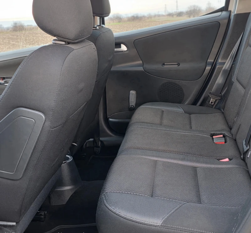 Peugeot 207 1.4i 75ks, снимка 10 - Автомобили и джипове - 53500685