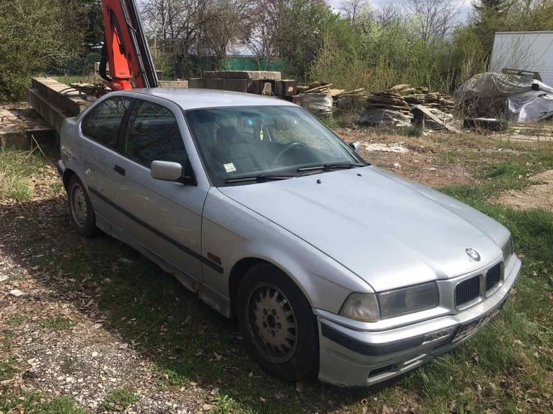 BMW 320 Части за BMW Е36 320 Купе 318 Седан 316 Компакт, снимка 4 - Автомобили и джипове - 22363563