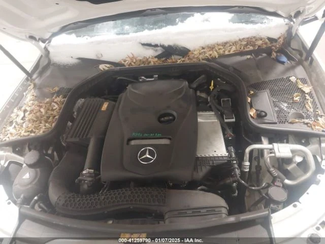 Mercedes-Benz C 300, снимка 9 - Автомобили и джипове - 49464602