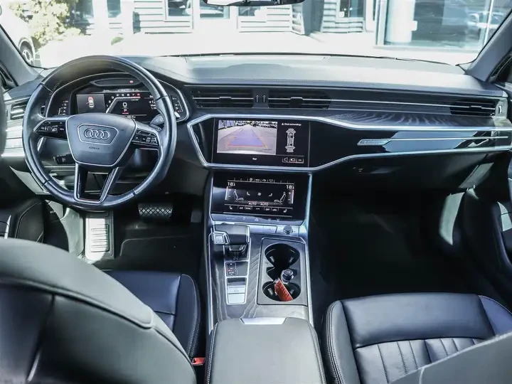 Audi A6 PROGRESSIV/TFSI/KEYLESS/PARKING ASSIST/LANE ASSIST - изображение 9