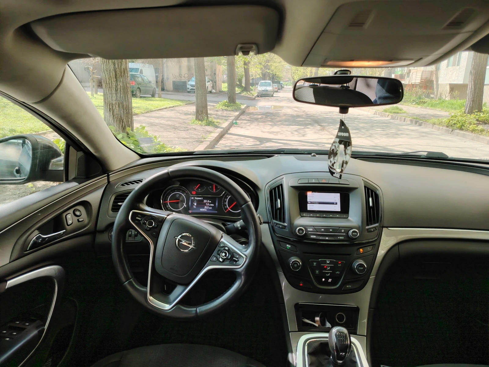 Opel Insignia 2.0 sport tuar - изображение 10